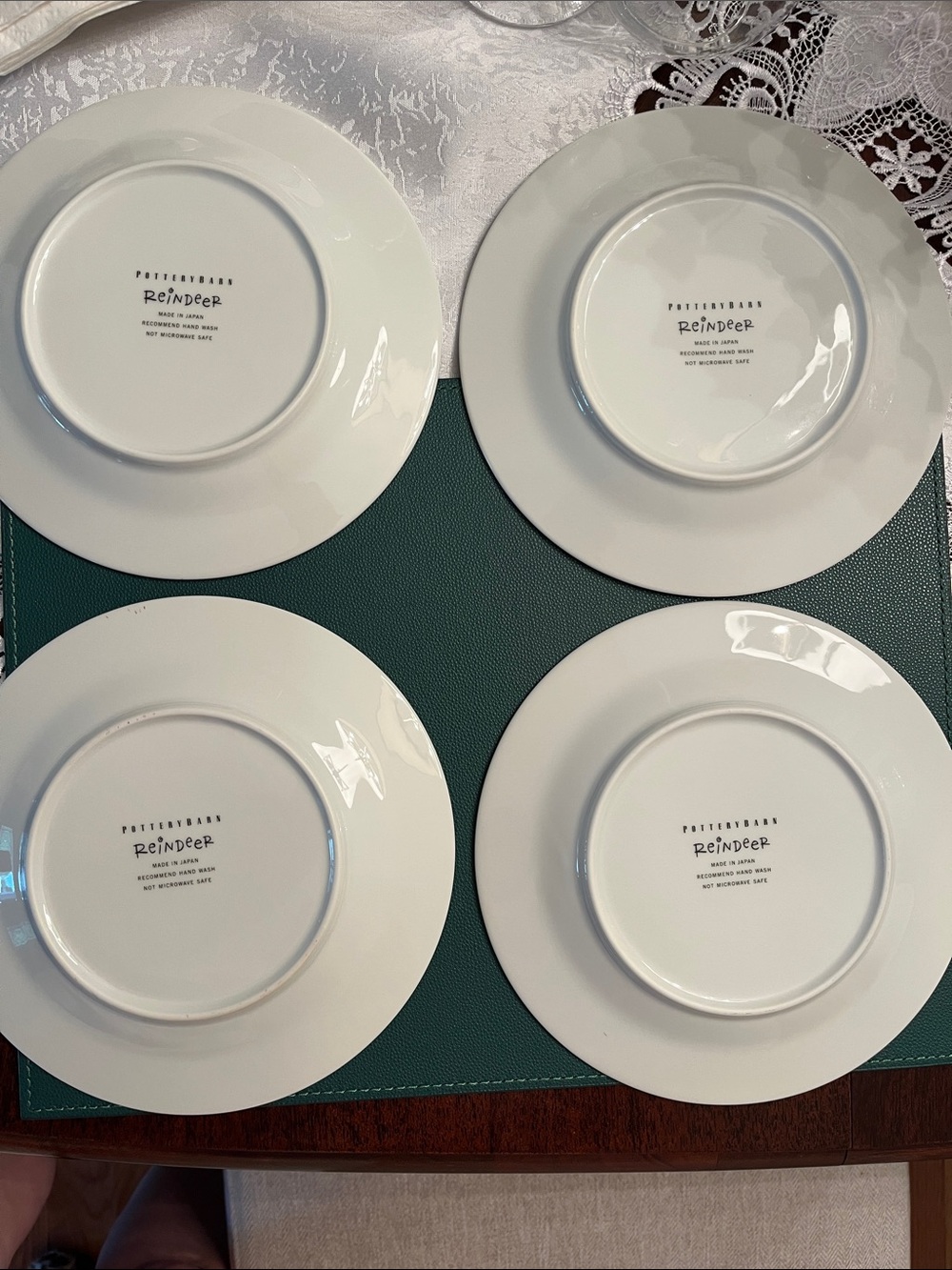 Pottery Barn Christmas White Salad/Dessert Plates Set of 4 - Picture 2 of 11